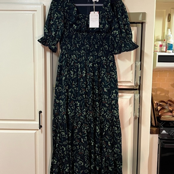 Ivy City Co Gracie Midi Dress NWT - Picture 5 of 11